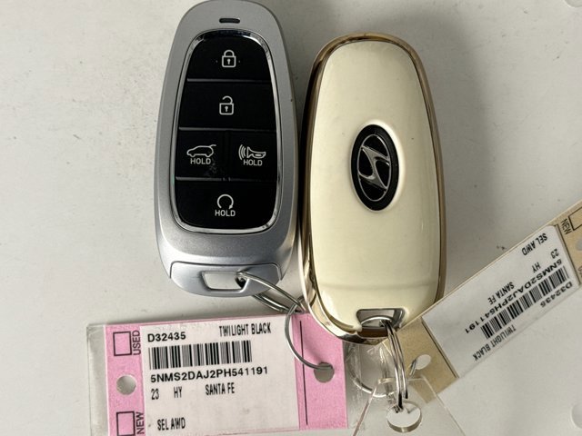 Used 2023 Hyundai Santa Fe SEL w/ Cargo Package AWD/4WD image 21