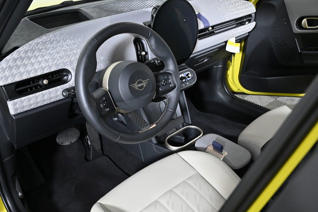 Certified 2025 MINI Cooper S image 13