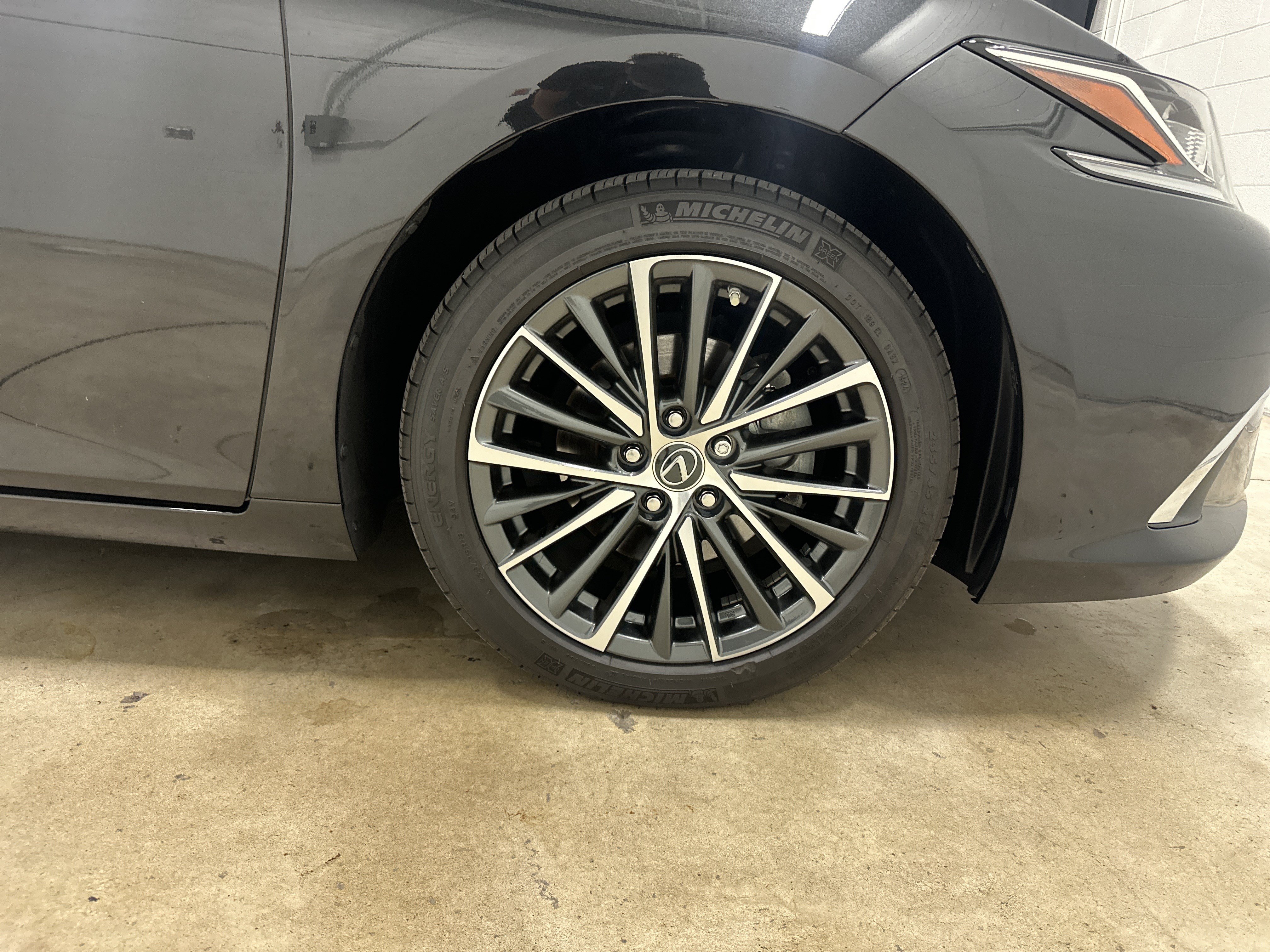 Certified 2025 Lexus ES 350 w/ Premium Package w/ Premium Package FWD image 15