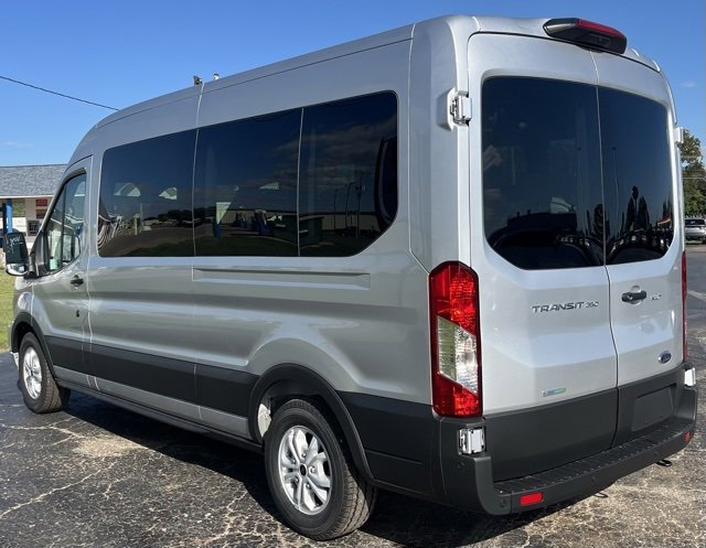 New 2025 Ford Expedition Platinum image 6