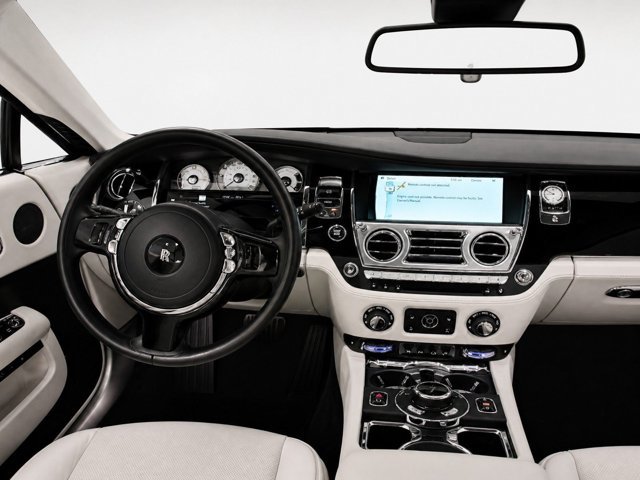 Used 2015 Rolls-Royce Wraith RWD image 19