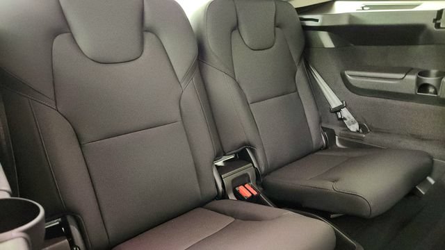 New 2026 Volvo XC90 B6 Core w/ Protection Package AWD/4WD image 32