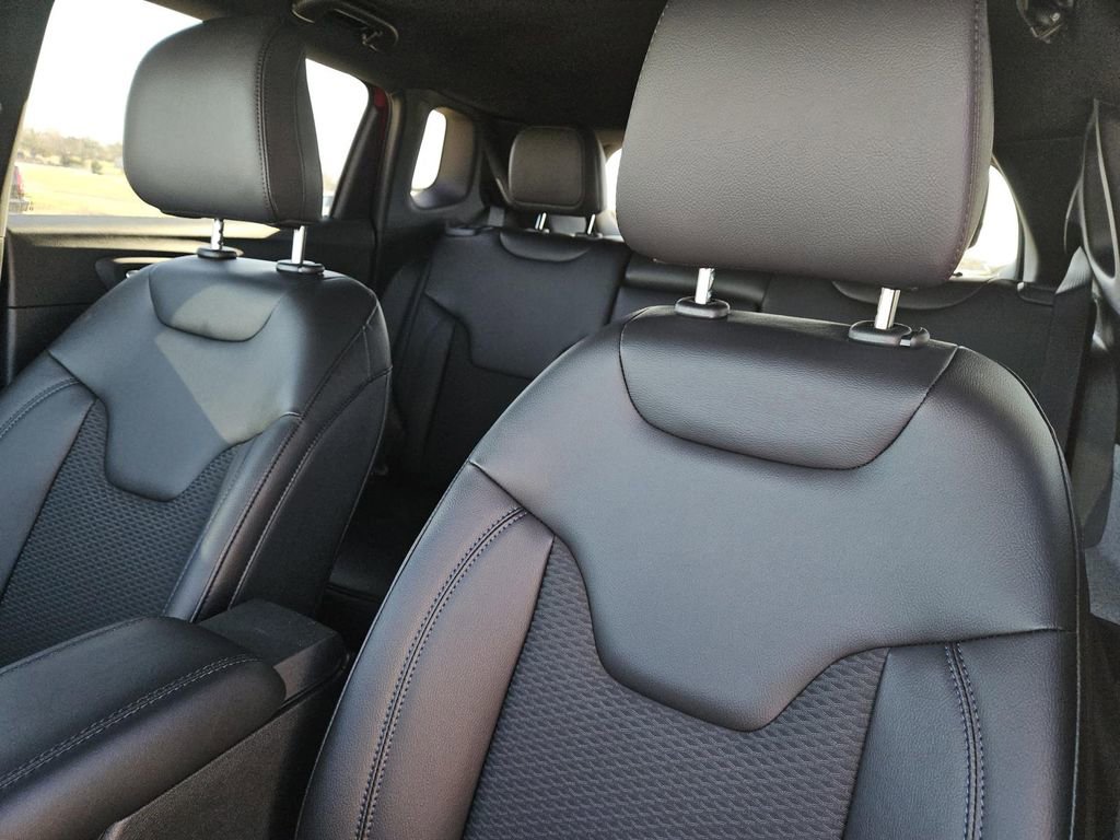 New 2026 Jeep Compass Latitude image 22