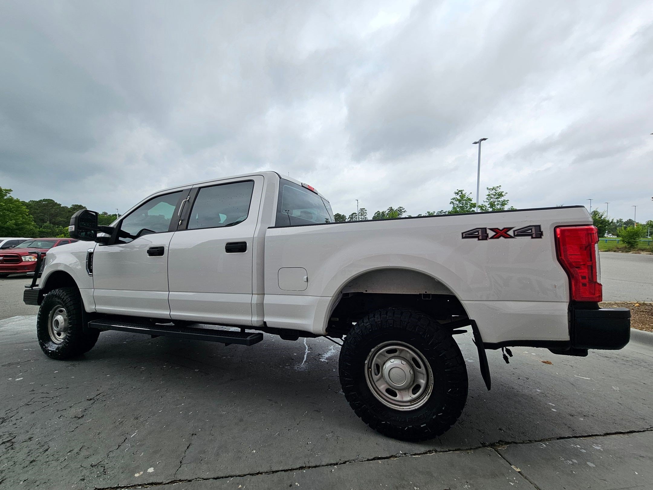 Used 2019 Ford F250 XL w/ Power Equipment Group AWD/4WD image 5