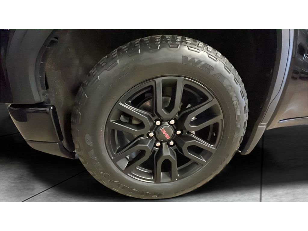 Used 2022 GMC Sierra 1500 Elevation w/ Elevation Premium Package image 16