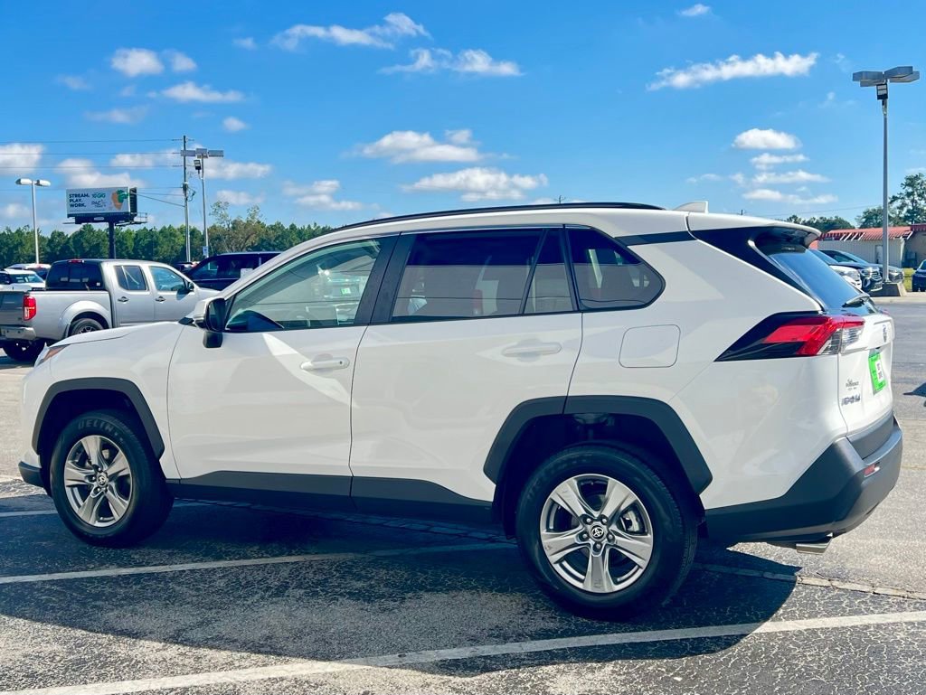Used 2024 Toyota RAV4 XLE image 8