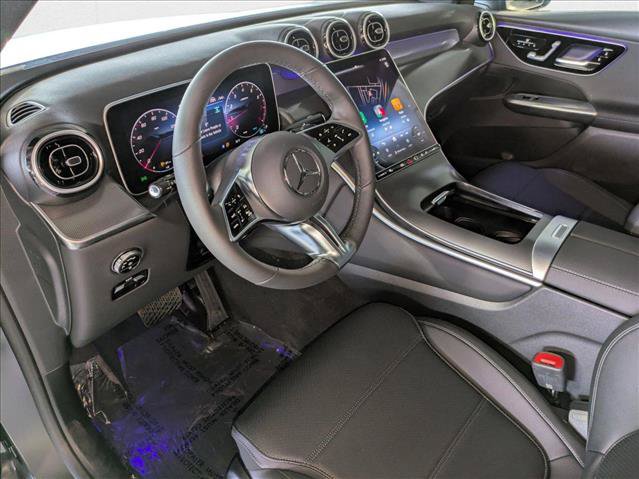 New 2025 Mercedes-Benz GLC 300 image 3