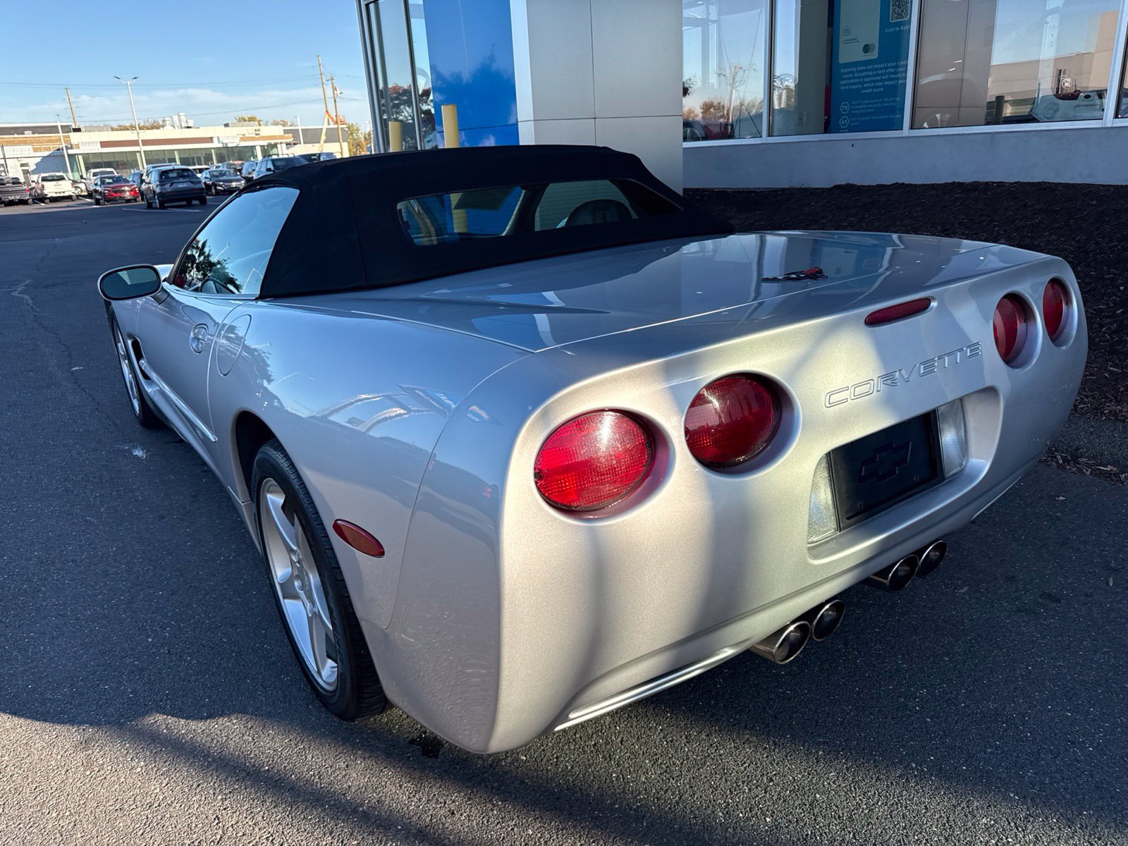 Used 2002 Chevrolet Corvette Convertible w/ Preferred Equipment Group2 RWD image 7