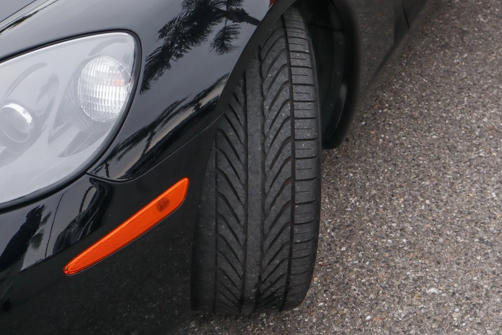 Used 2005 Chevrolet Corvette Coupe w/ Preferred Equipment Group image 42