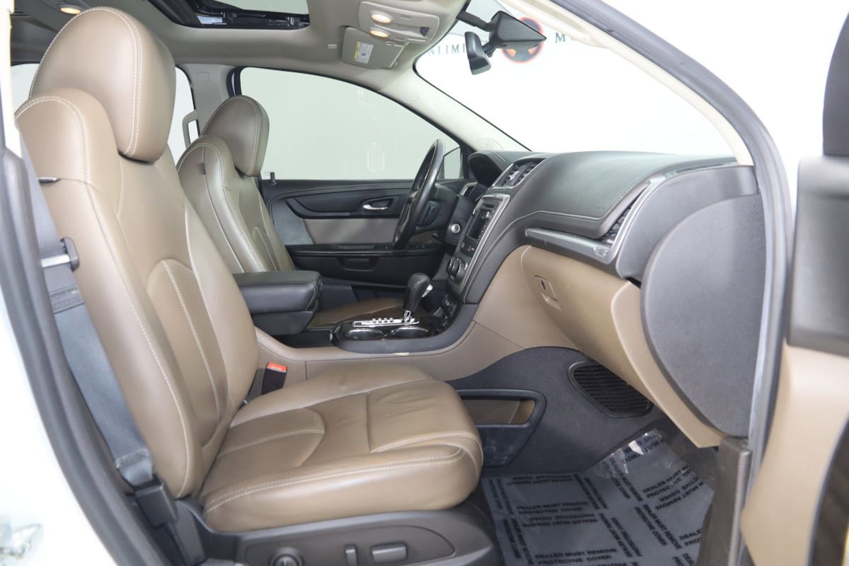 Used 2016 GMC Acadia SLT w/ Open Road Package image 13