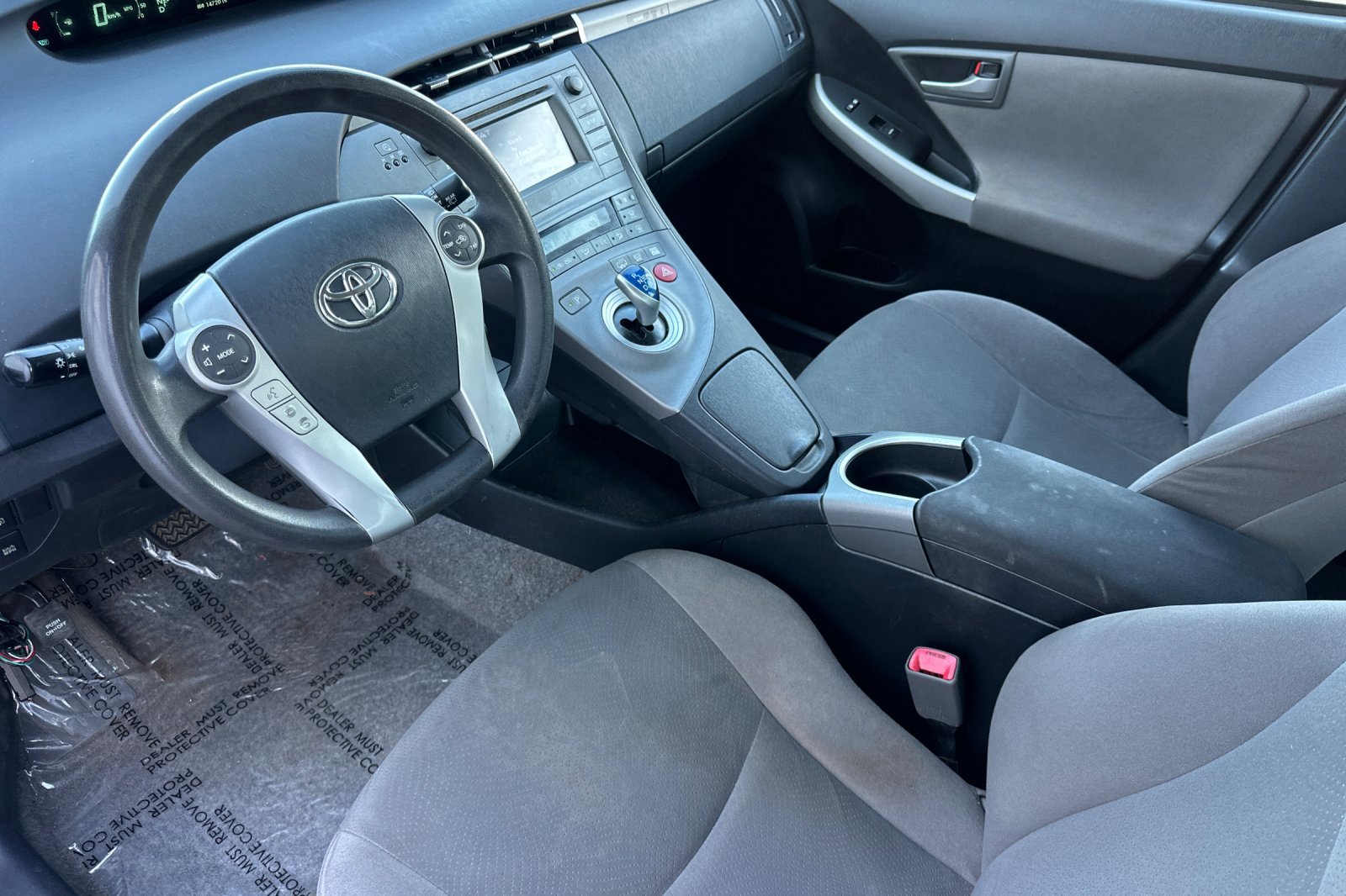 Used 2013 Toyota Prius Plug-In Hybrid image 10