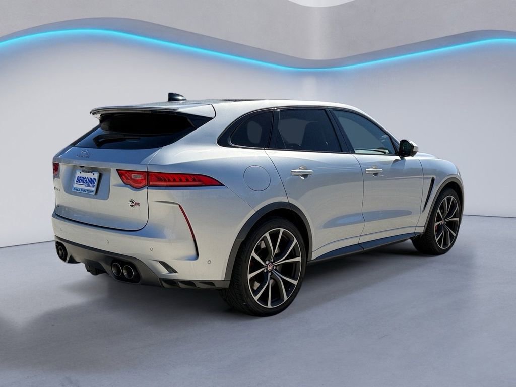 Used 2020 Jaguar F-PACE SVR image 5