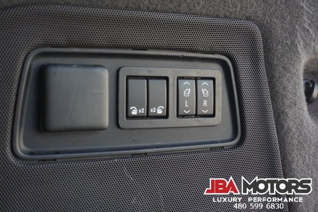 Used 2021 Cadillac Escalade ESV Premium Luxury AWD/4WD image 28