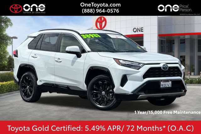 Certified 2024 Toyota RAV4 SE AWD/4WD image 1