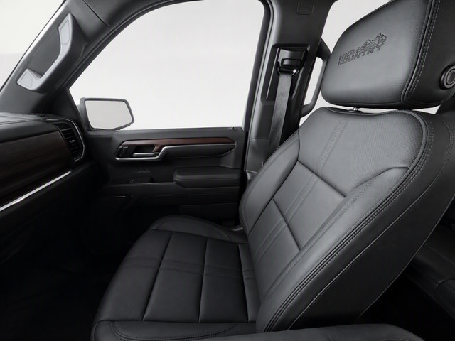Used 2022 Chevrolet Silverado 1500 High Country w/ High Country Premium Package AWD/4WD image 13