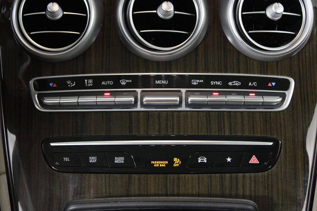 Used 2022 Mercedes-Benz GLC 300 GLC 300 image 20