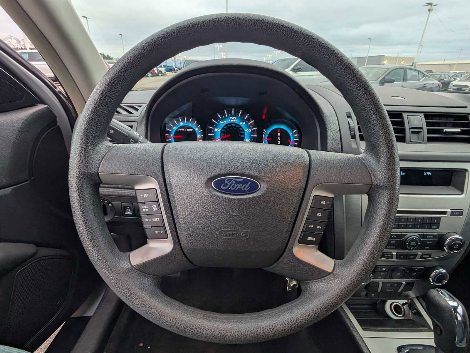 Used 2010 Ford Fusion SE image 19