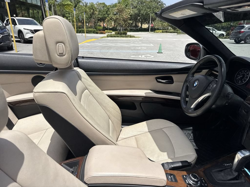 Used 2012 BMW 328i Convertible RWD image 15