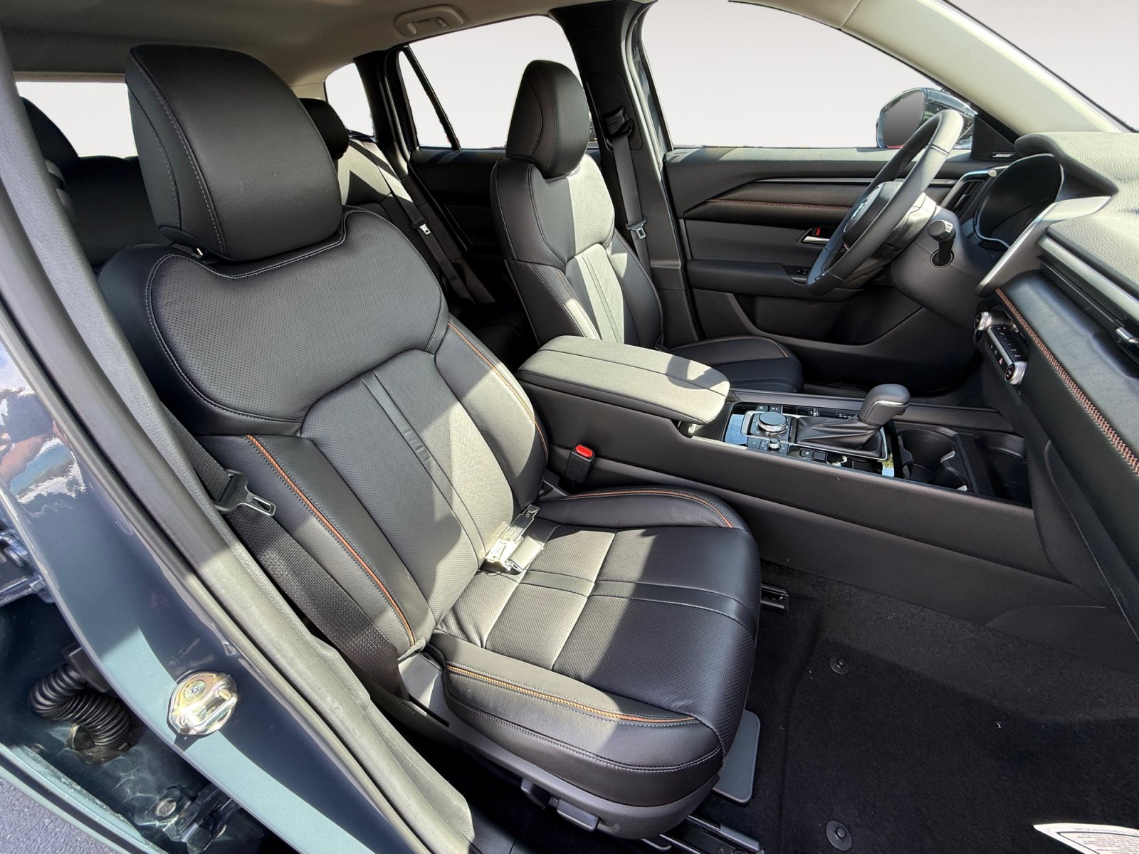 New 2026 MAZDA CX-50 AWD 2.5 Hybrid w/ Cargo Package image 19