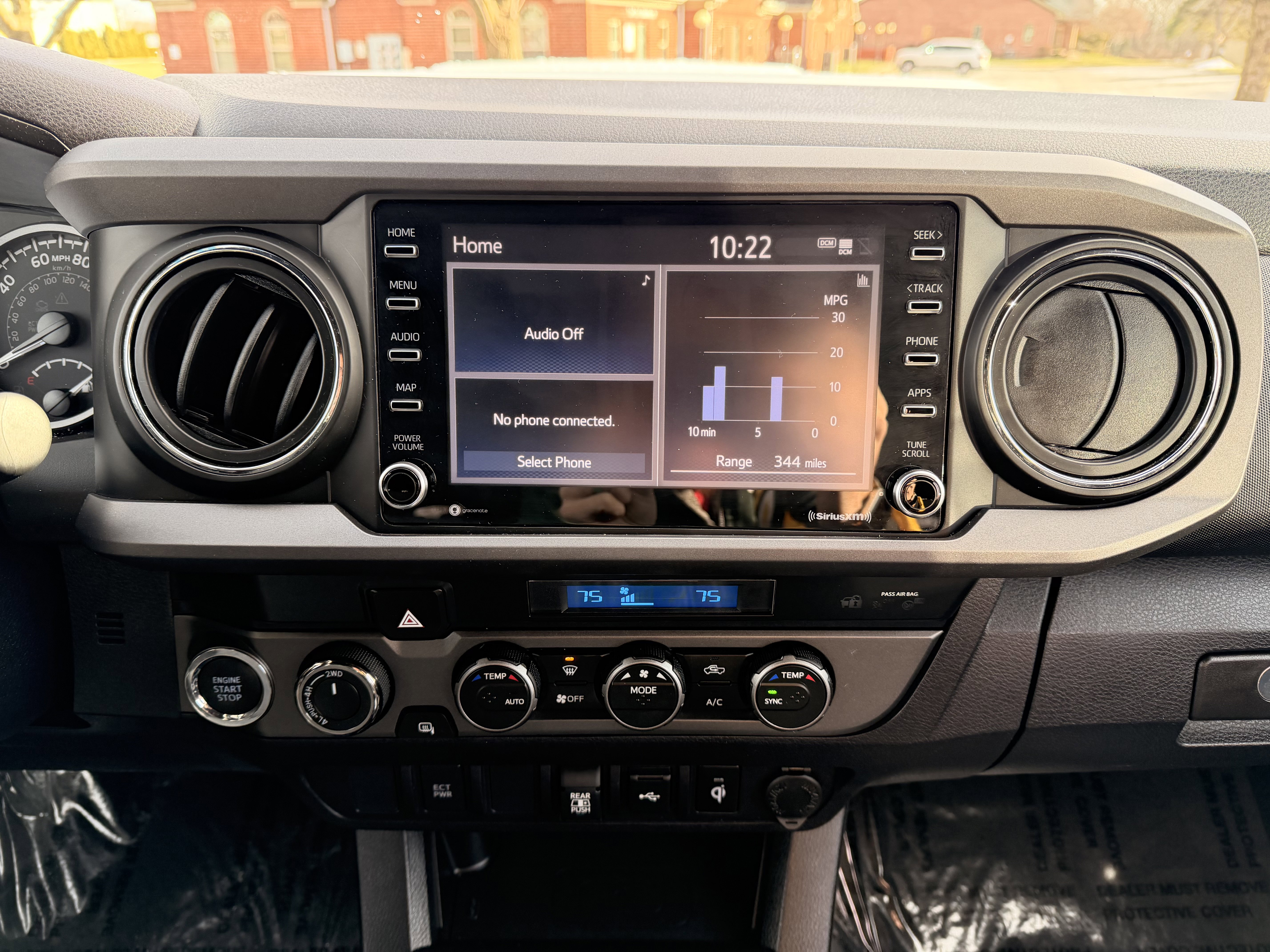 Used 2022 Toyota Tacoma TRD Sport image 18