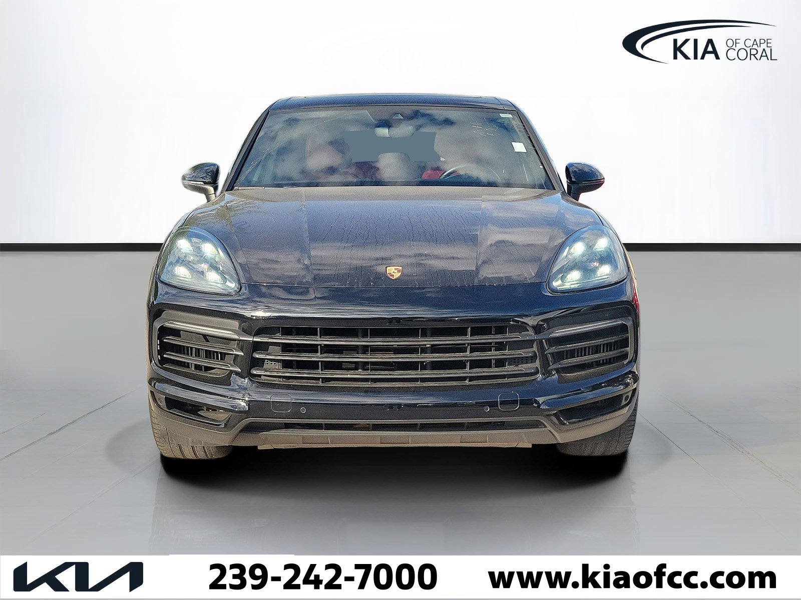 Used 2019 Porsche Cayenne AWD/4WD image 2