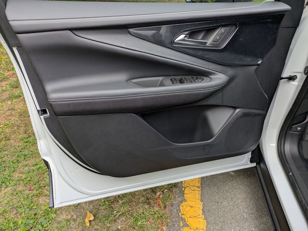 New 2026 Chevrolet Blazer EV LT FWD image 8