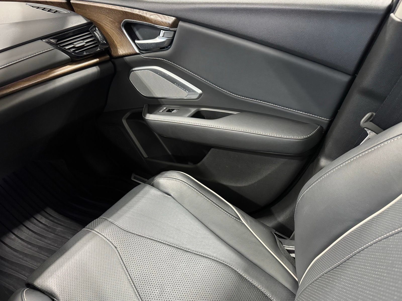Used 2022 Acura RDX AWD w/ Advance Package image 43