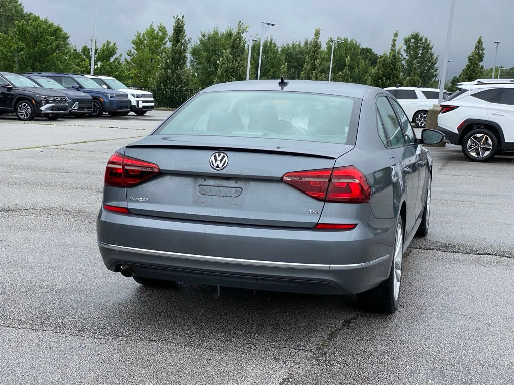 Used 2019 Volkswagen Passat 2.0T Wolfsburg w/ Wheels & Sunroof Package FWD image 7