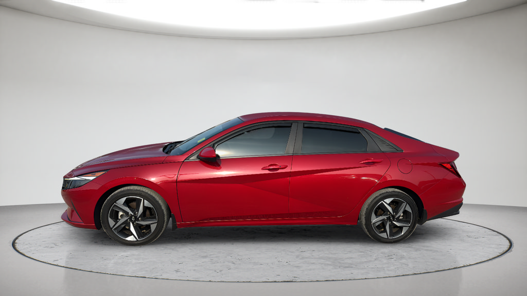 Used 2023 Hyundai Elantra SEL w/ Convenience Package FWD image 10