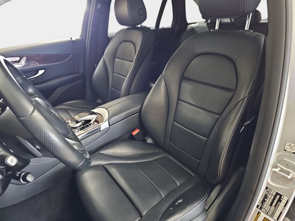 Used 2016 Mercedes-Benz GLC 300 4MATIC image 18