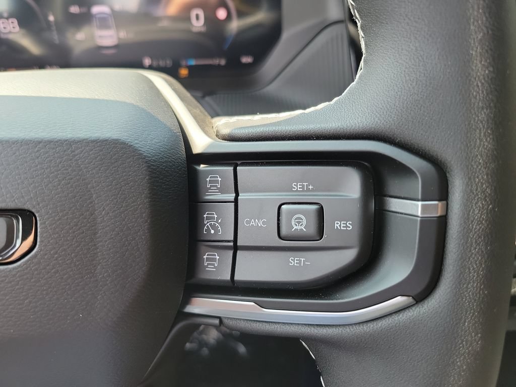 New 2026 Jeep Cherokee Overland AWD/4WD image 15