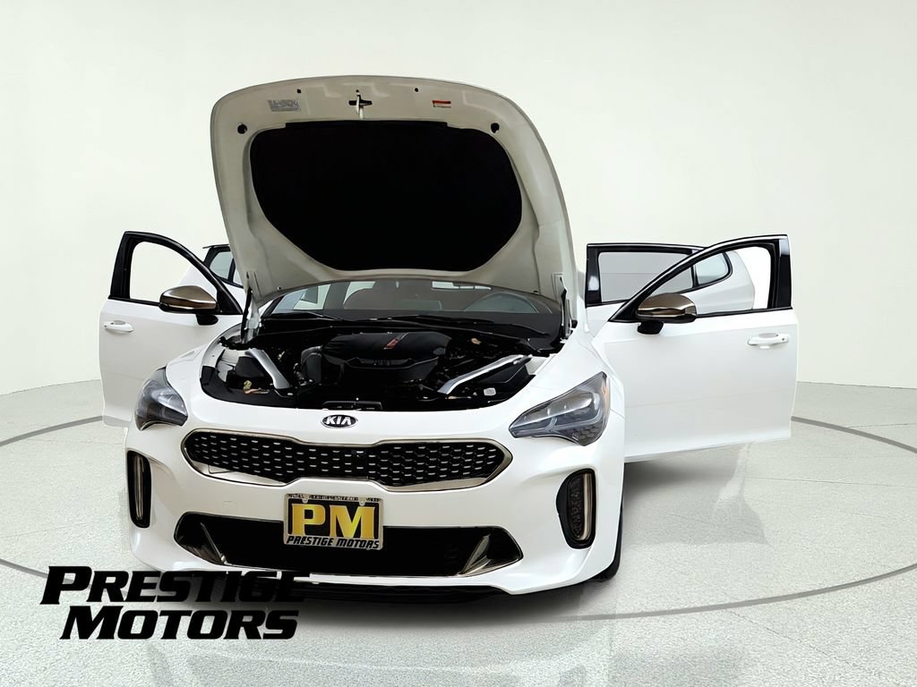 Used 2021 Kia Stinger GT2 image 12