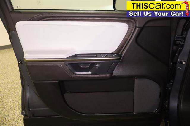 Used 2025 Rivian R1S Adventure image 31