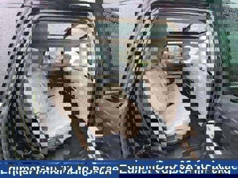 Used 2023 Ford Expedition Limited image 11