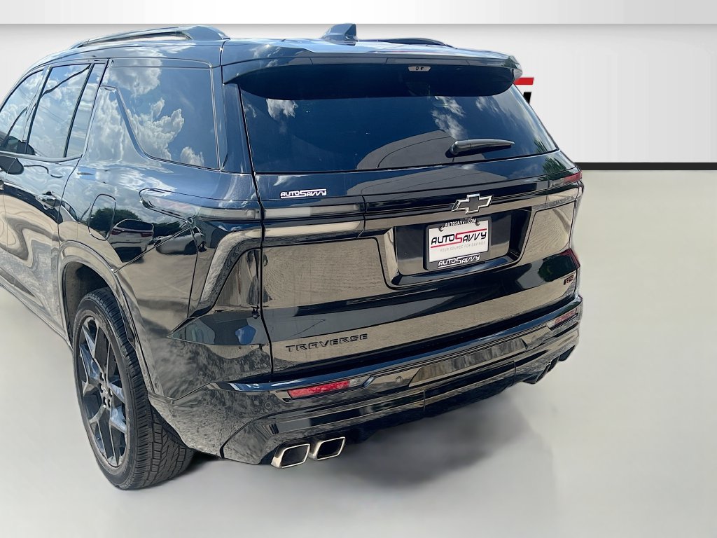 Used 2024 Chevrolet Traverse RS w/ LPO, Floor Liner Package FWD image 5