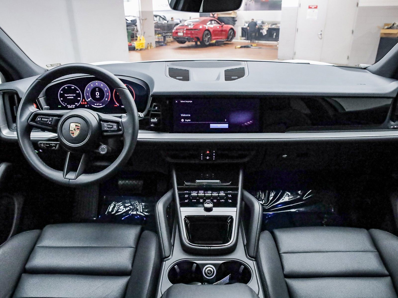 Certified 2025 Porsche Cayenne image 16