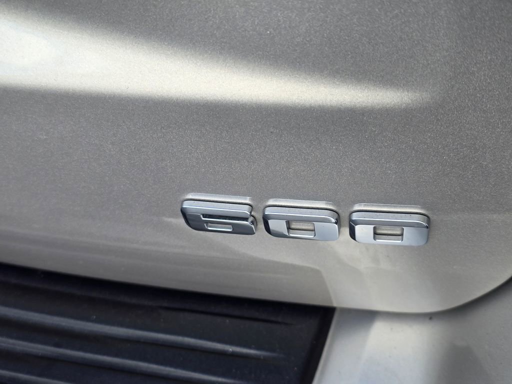 Used 2023 Cadillac Escalade Premium Luxury image 14