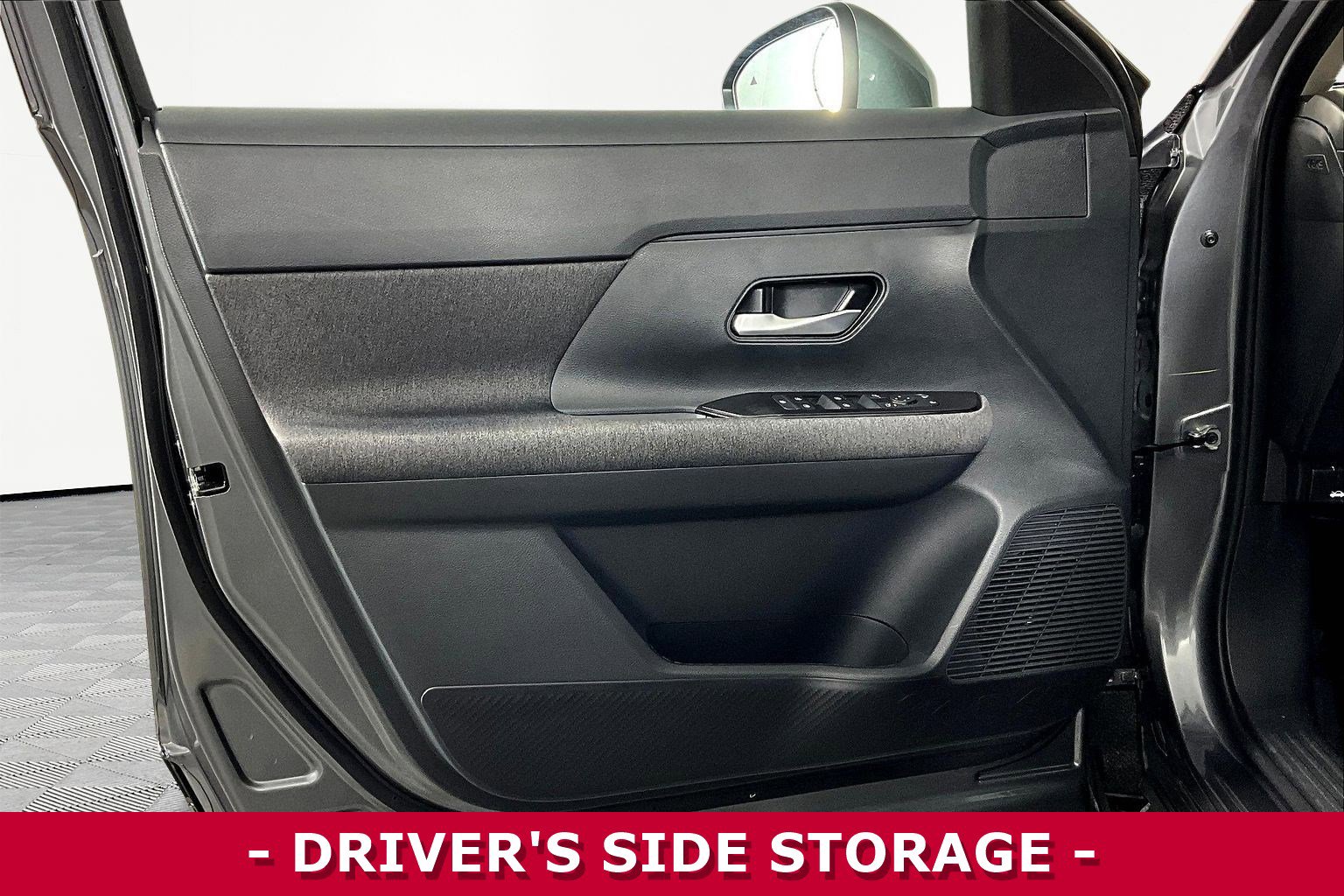 Certified 2025 Nissan Kicks SV w/ SV Premium Package image 20