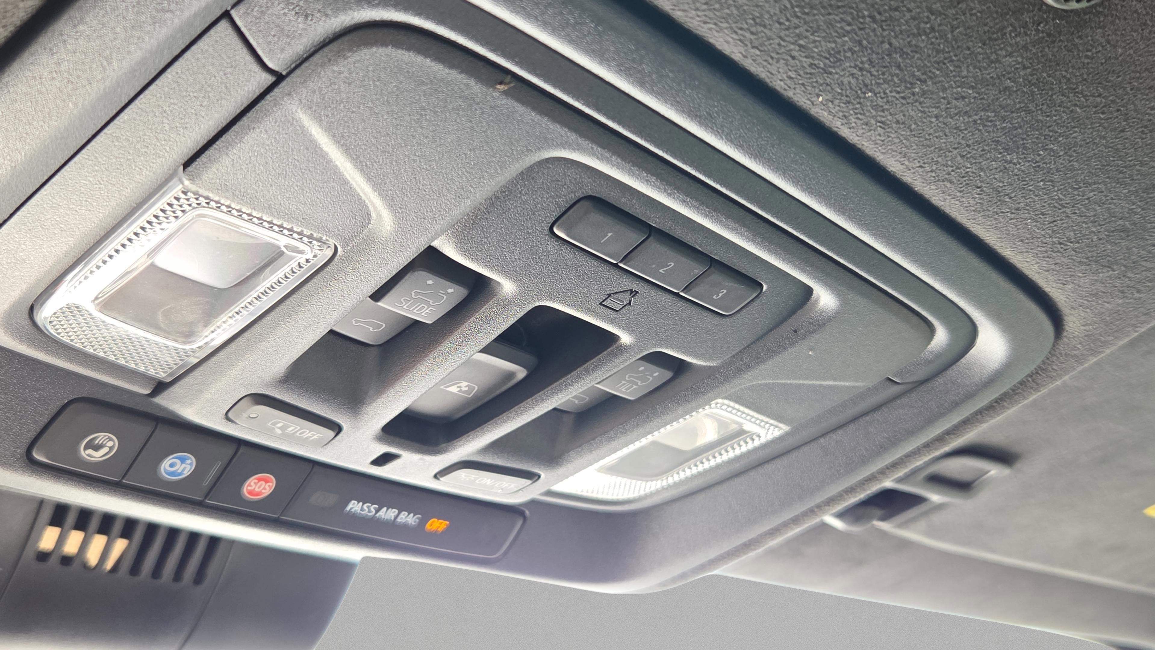 Used 2022 GMC Sierra 1500 AT4X image 14