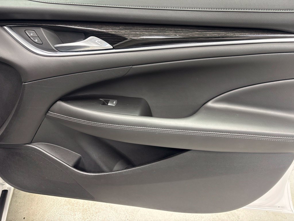 Used 2018 Buick LaCrosse Premium FWD image 8
