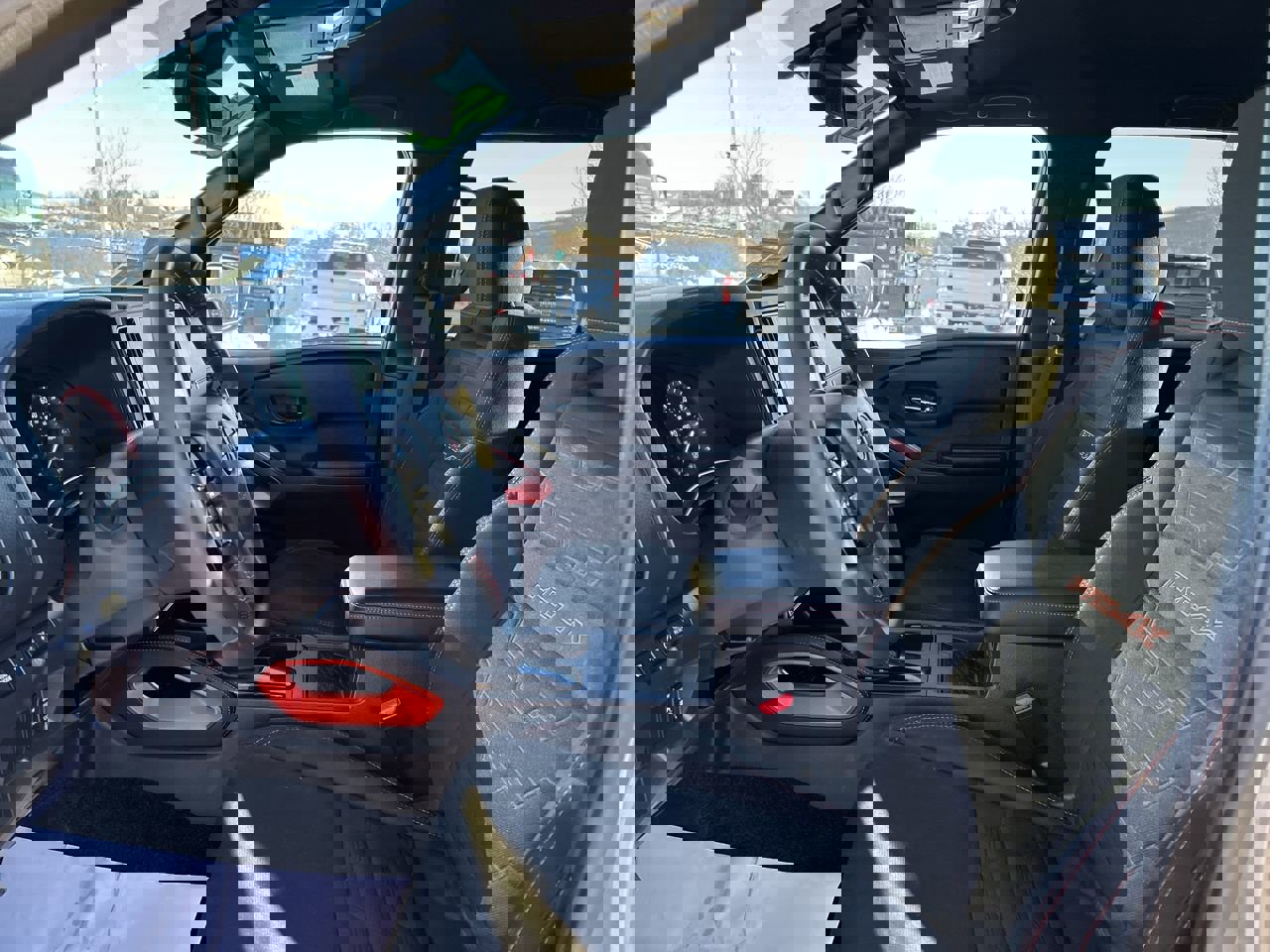 Used 2025 Nissan Frontier PRO-4X w/ Pro Convenience Package image 20