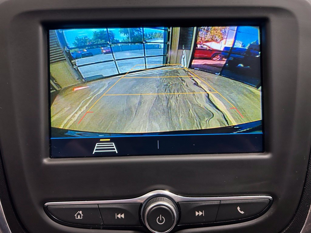 Used 2019 Chevrolet Equinox LT FWD image 17