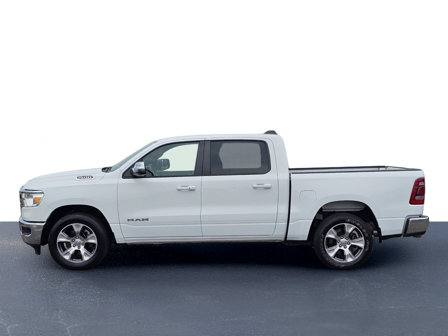 Used 2024 RAM 1500 Laramie RWD image 14