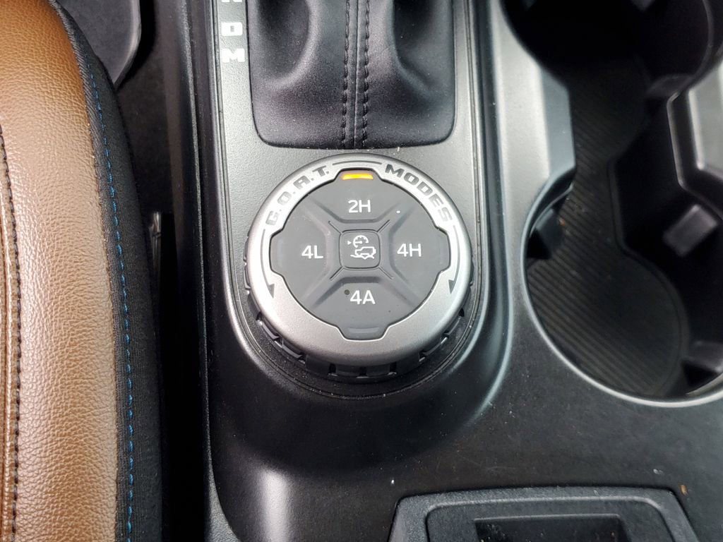 Used 2023 Ford Bronco Outer Banks w/ Sasquatch Package image 27