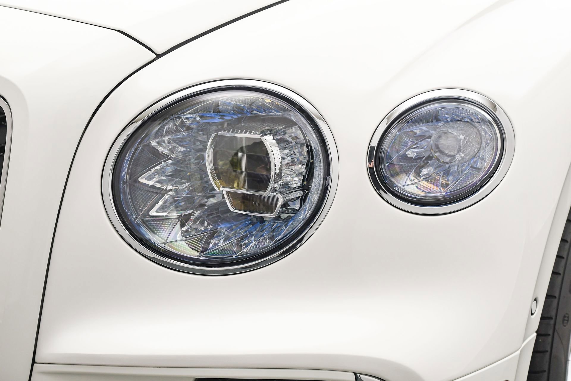 New 2026 Bentley Flying Spur Plug-In Hybrid AWD/4WD image 29