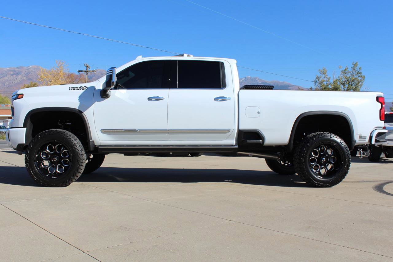 Used 2026 Chevrolet Silverado 3500 High Country w/ High Country Premium Package image 45