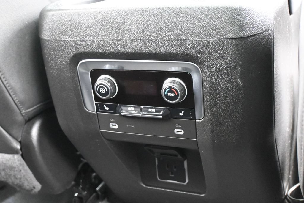Used 2024 Chevrolet Tahoe RST w/ Luxury Package RWD image 50