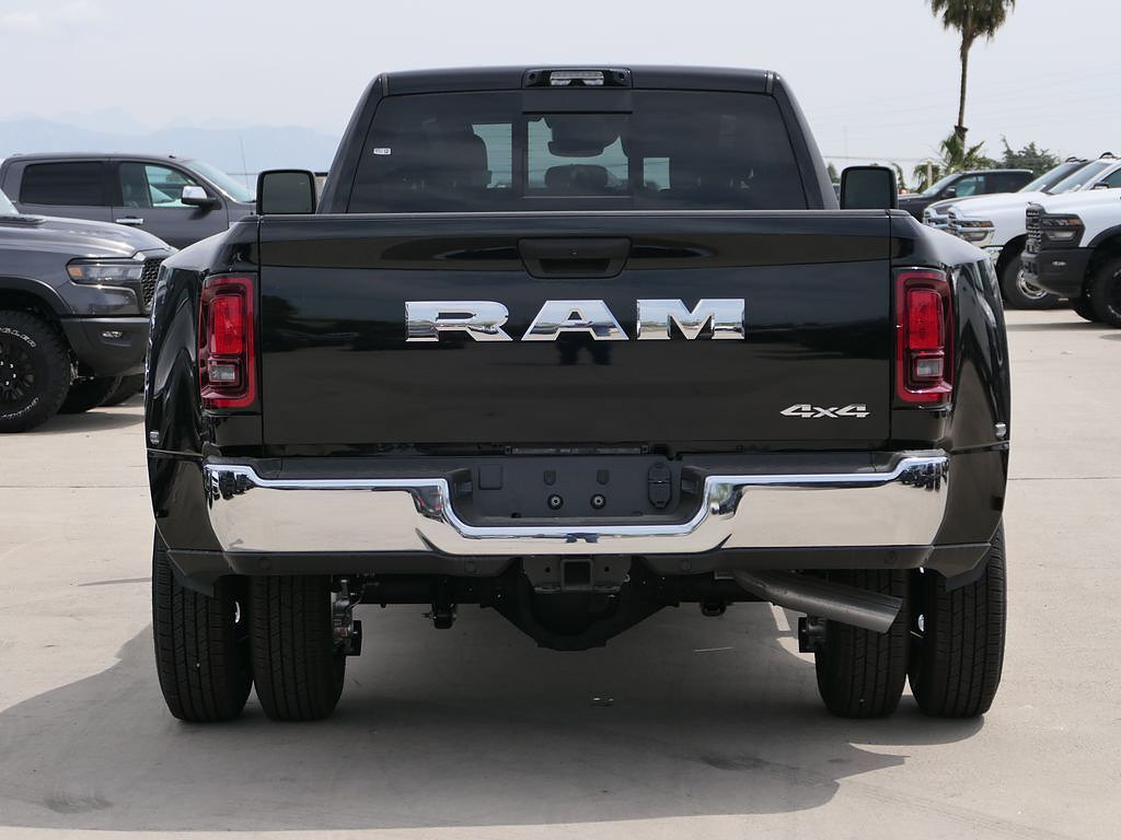 New 2026 RAM 3500 Tradesman AWD/4WD image 5