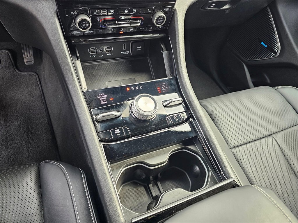 New 2023 Jeep Grand Cherokee Overland w/ Advanced Protech Group III image 21