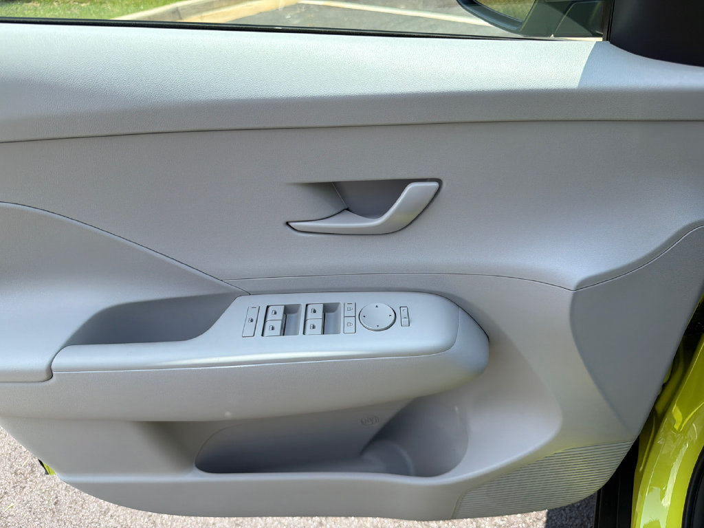 New 2026 Hyundai Kona SEL Sport FWD image 11